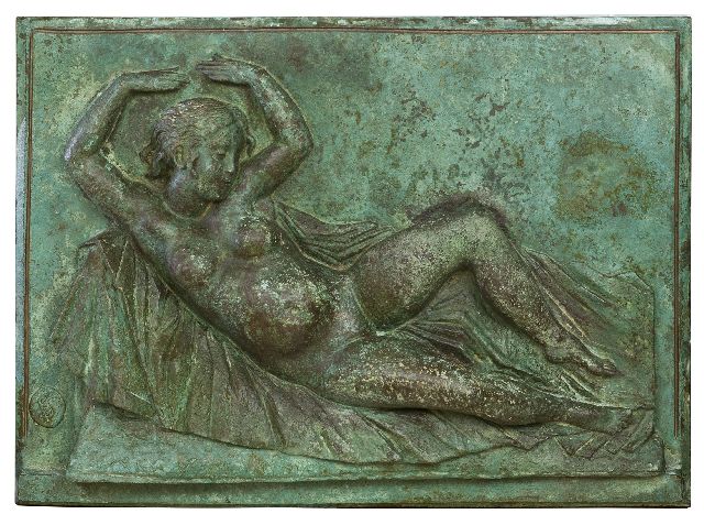 Starreveld P.  | Reclining nude, bronze 35.2 x 48.8 cm, signed  l.l. with monogram